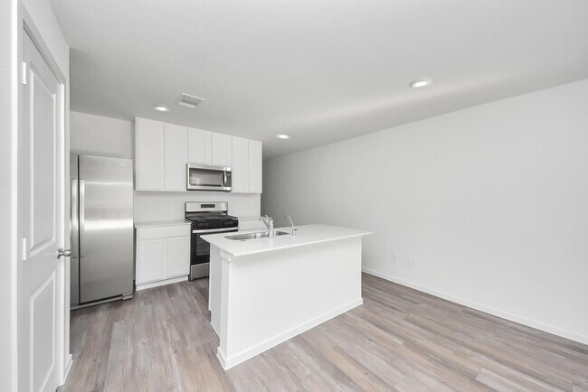 Photo - 14315 Leafy Willow Dr