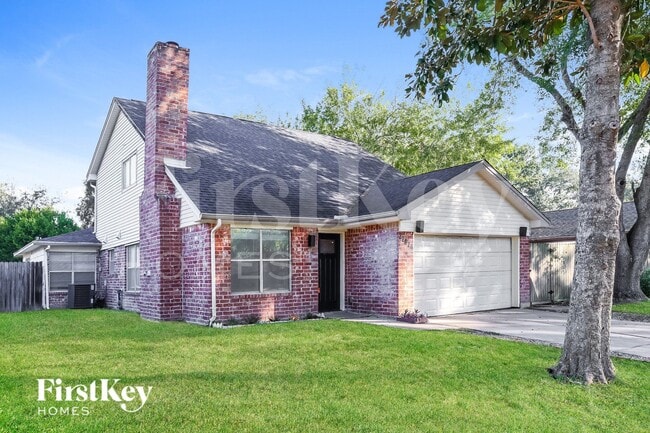 Photo - 22826 Provincial Blvd