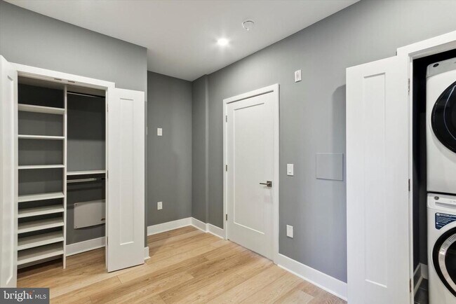 Photo - 1615 Poplar St Unit 2
