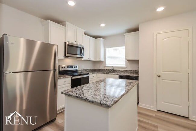 Photo - 10478 Sweetwater Creek Dr