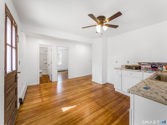 Photo - 31 Loveland St