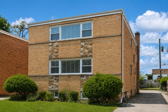 Photo - 9120 Lawler Ave Unidad 2