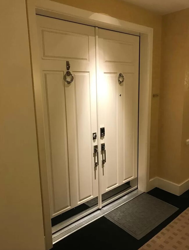 Photo - 324 E Main St Unidad #306