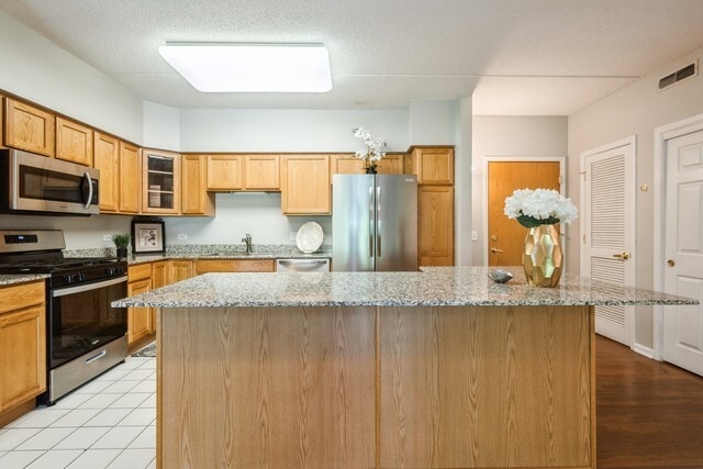 Photo - 1479 N Milwaukee Ave Unit 203