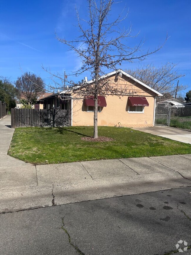 Building Photo - NICE APARTMENT IN SACRAMENTO CLOSE TO SAC ...