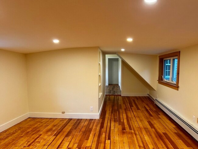 Photo - 46 Elm St Unit 2