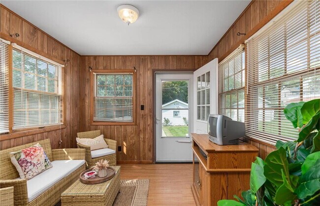 Photo - Experience Elevated Living