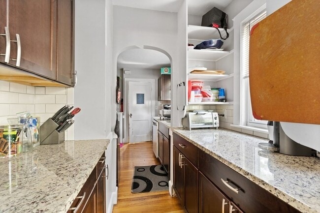 Photo - 28 Warwick Rd Unit 1