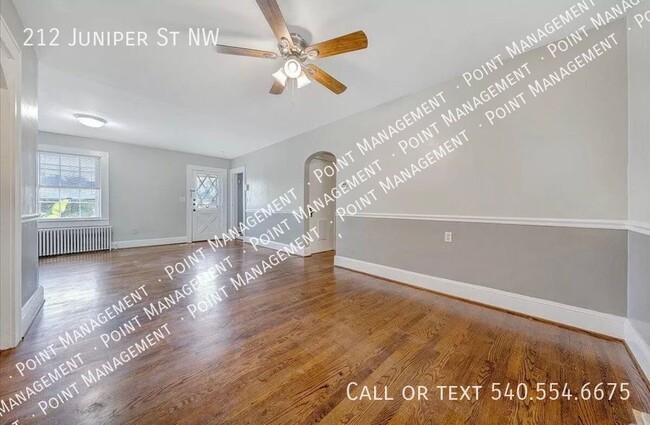 Photo - 212 Juniper St NW