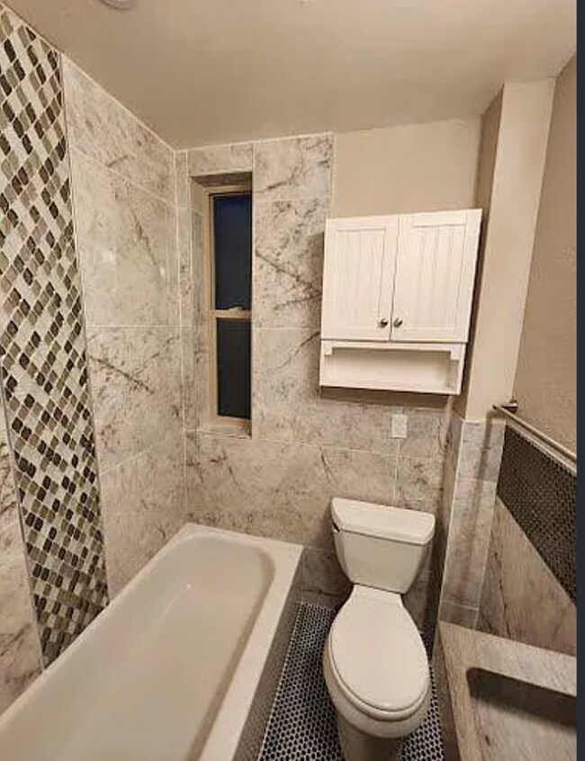 Photo - 1116 Emerson St Unit 4