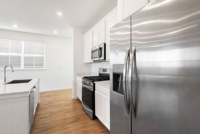 Photo - Charming 3 beds 2 baths in Commerce City!