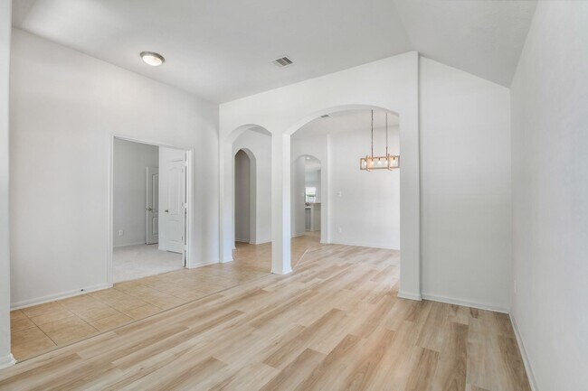 Photo - 26127 Bent Meadow Ct