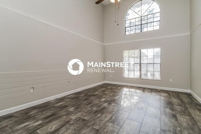 Photo - 3 Bedroom Pet-Friendly Home in APOPKA, FL with Main Street Renewal