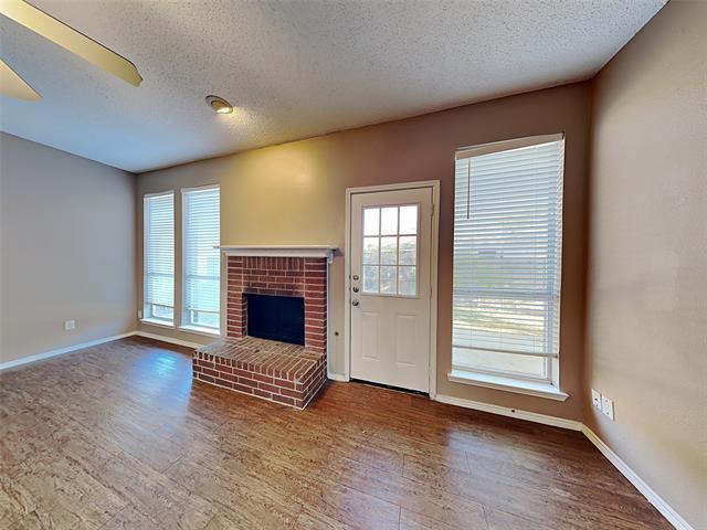 Photo - 110 Meadow Ct