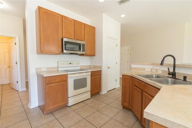 Photo - 7720 Bear Claw Run