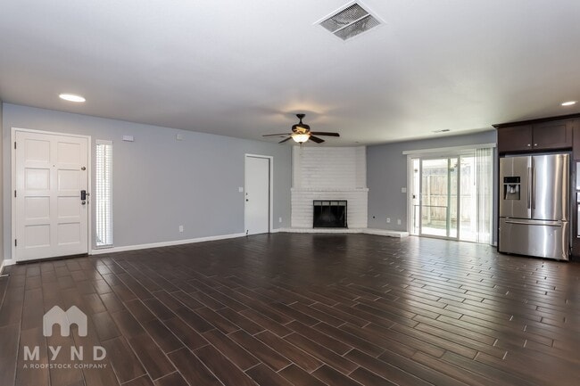 Photo - 9835 Honey Bear Ln