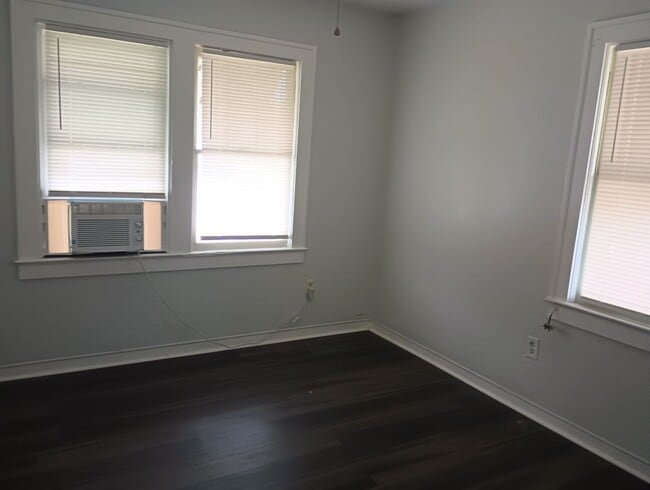 Photo - Charming 2-Bedroom Apartment Near Downtown...