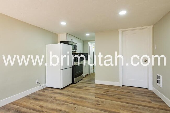 Photo - 753 Princeton Ave S