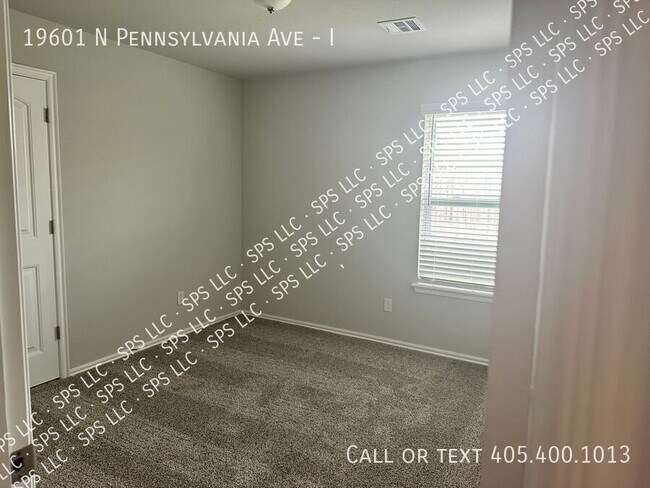 Photo - 19601 N Pennsylvania Ave