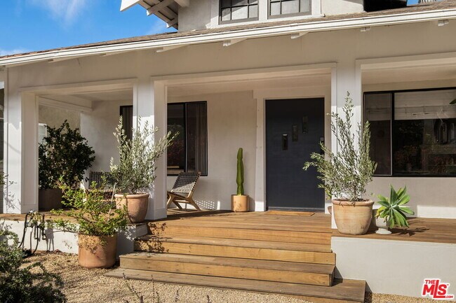 Photo - 1217 Sanborn Ave