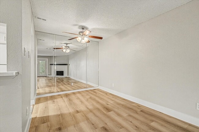 Photo - 9552 Windswept Ln Unit 9552