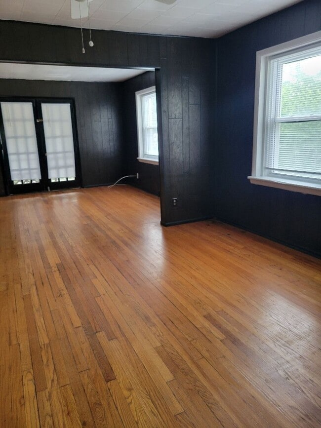 Photo - 3218-3218 E 10th St Unit 3216-3W