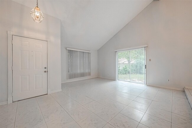 Photo - 2915 Windchase Blvd