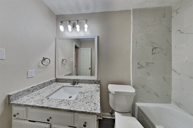 Photo - 5510 Forest Trails Dr