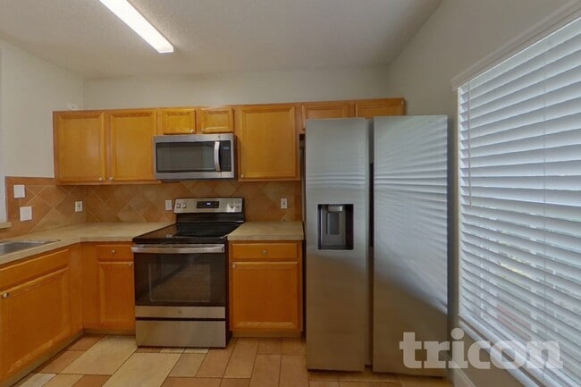 Photo - 1141 Doncaster Ct