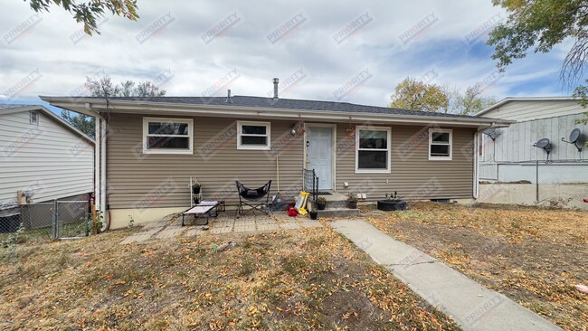 Building Photo - 1204 Wagonhammer Ln Unit B