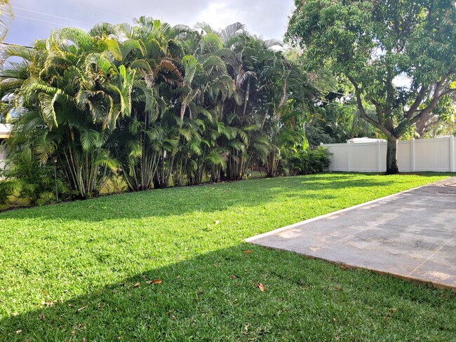 Photo - 828 Cinnamon Rd