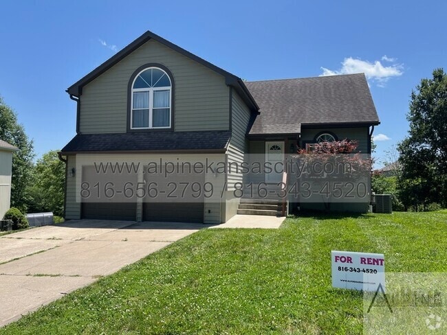 Building Photo - Gorgeous Multi Level Side by Side Split, P... Rental