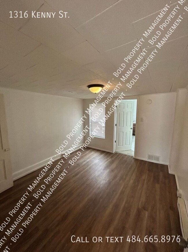 Photo - 1316 Kenny St