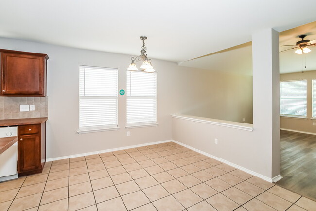 8809 Sagebrush Trail