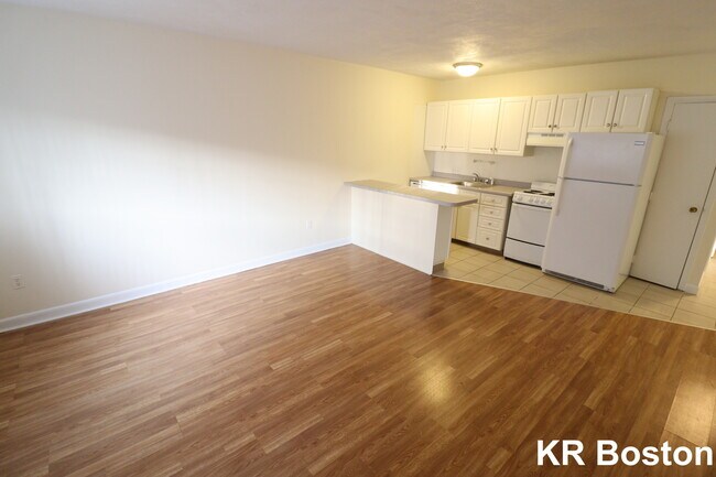 Photo - 71 Gardner St Unit 6