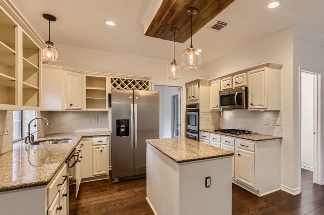 Photo - 6314 Old Harbor Ln