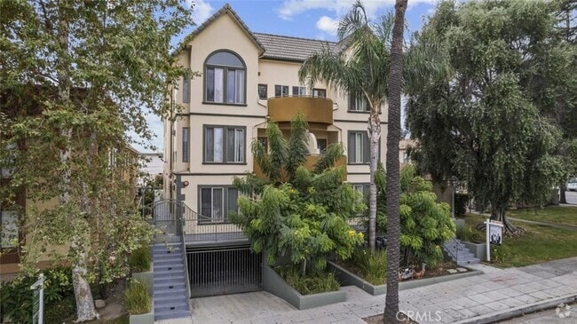 Building Photo - 231 E Burbank Blvd Rental