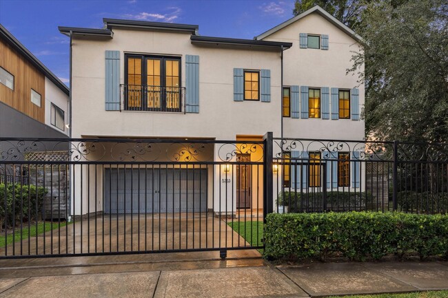 Photo - 5353 Lampasas St