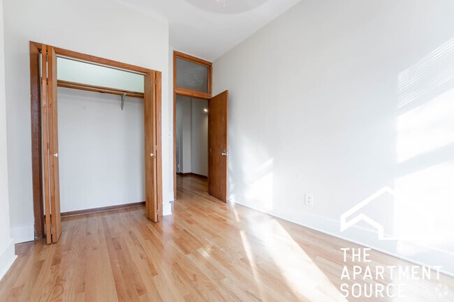 Building Photo - 1208 W Wrightwood Ave Rental
