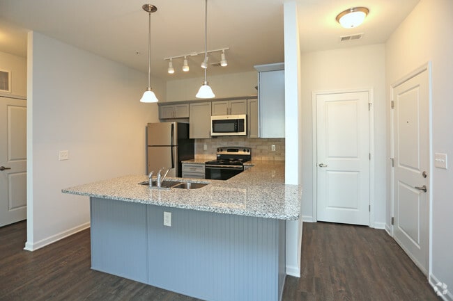 2BR,2.5BA-Pecan