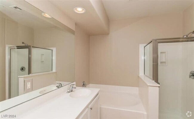 Building Photo - 3975 N Hualapai Way Unit 256 Rental