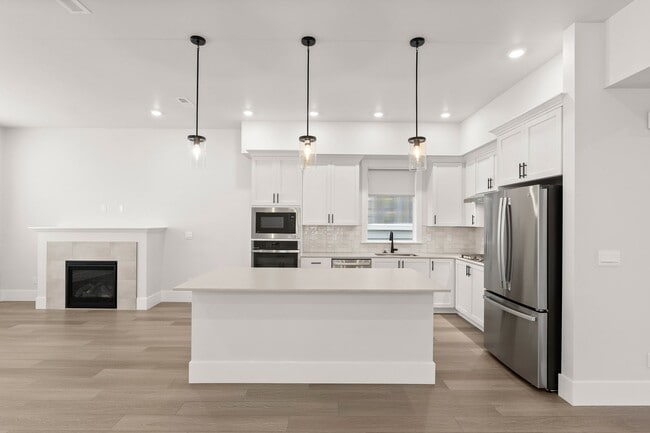 Photo - 13737 SW 165th Ave
