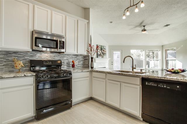 3708 Villanova Dr