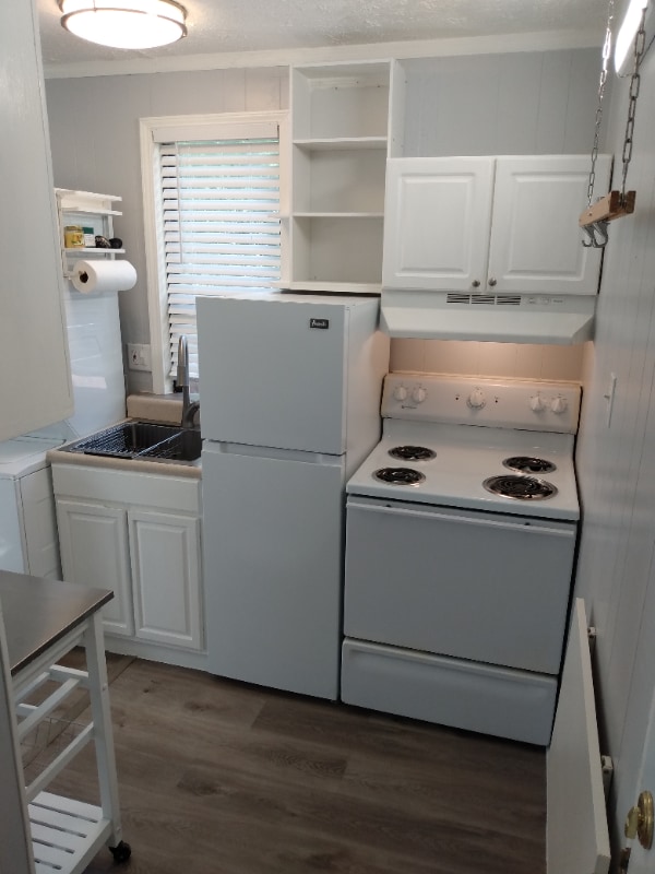 Photo - 201 Lake Dr Unit B