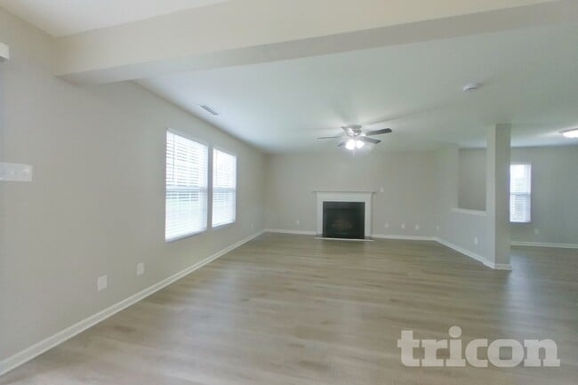 12724 Frank Wiley Ln