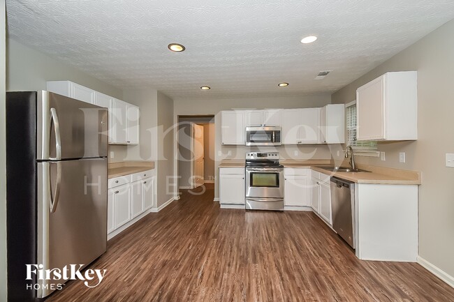 4831 Wexford Trail