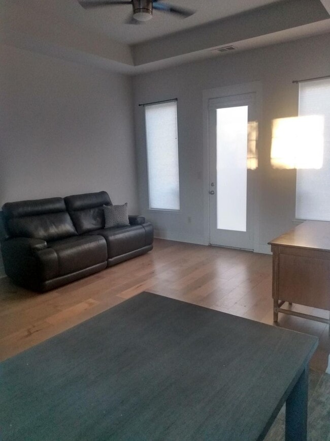 Photo - 761 Pearl Cove