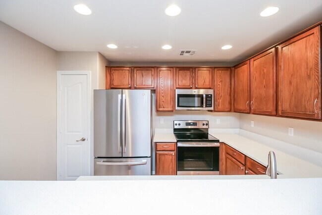 Photo - 2370 W Gold Dust Ave