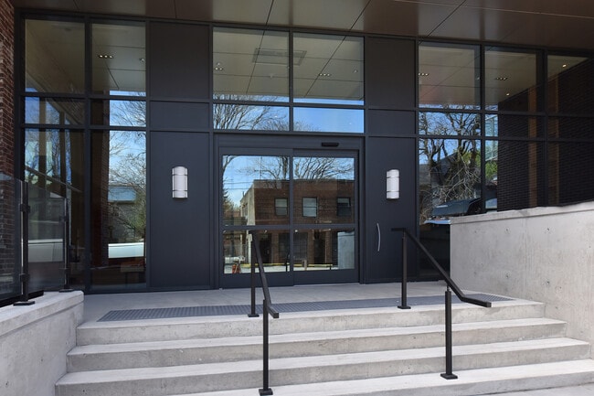 Photo - 150-150 Logan Ave