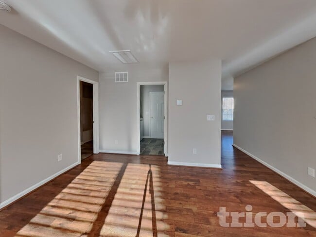 Photo - 30 Gold Rush Ct